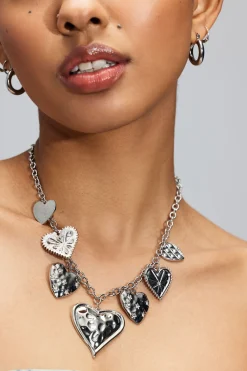 5 Heart Station Necklace*Garage Clothing Clearance