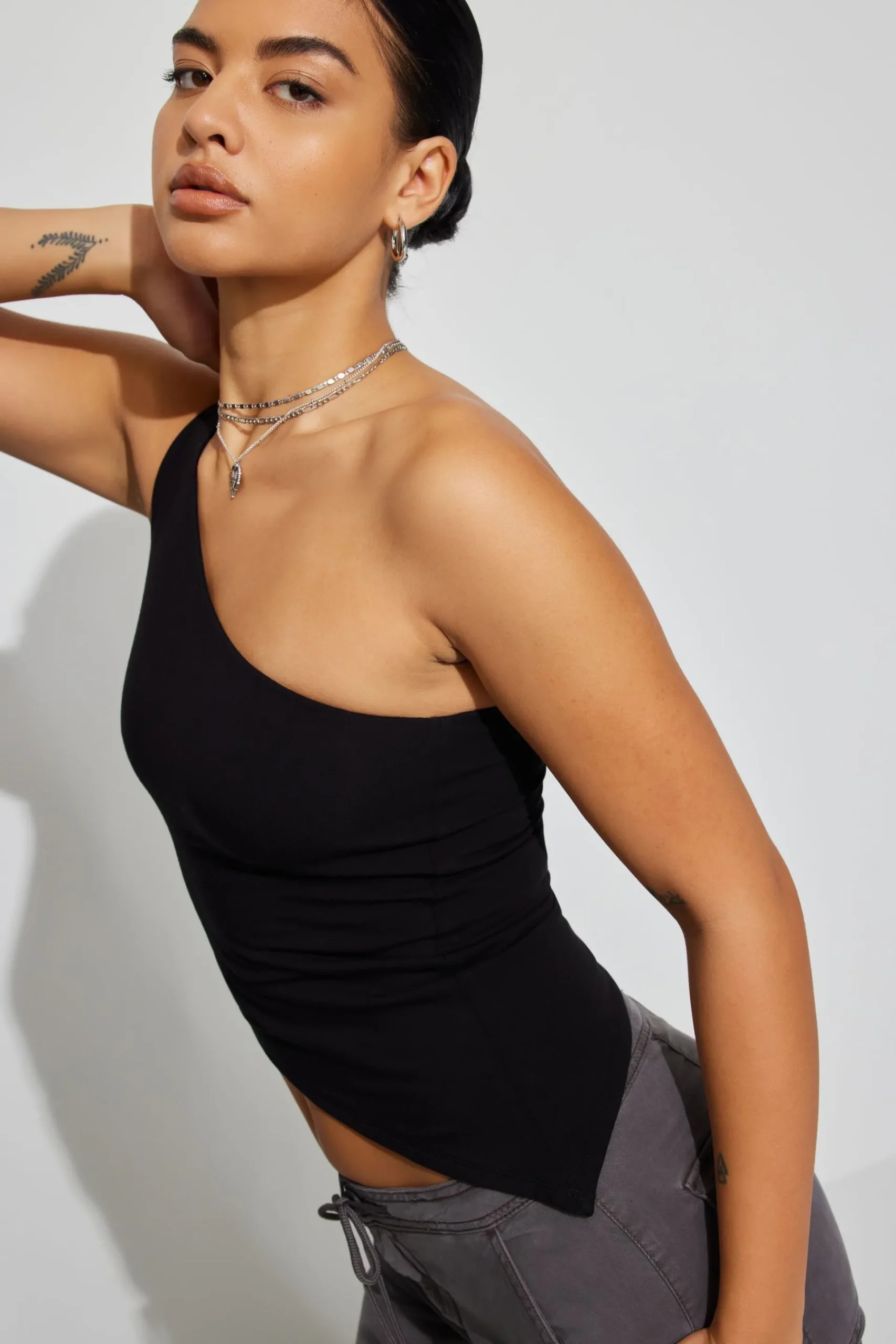 Asymmetric Off Shoulder Tank Top*Garage Clothing Online