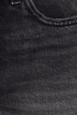 Classic Cut-Off Mom Jean Shorts*Garage Clothing Sale