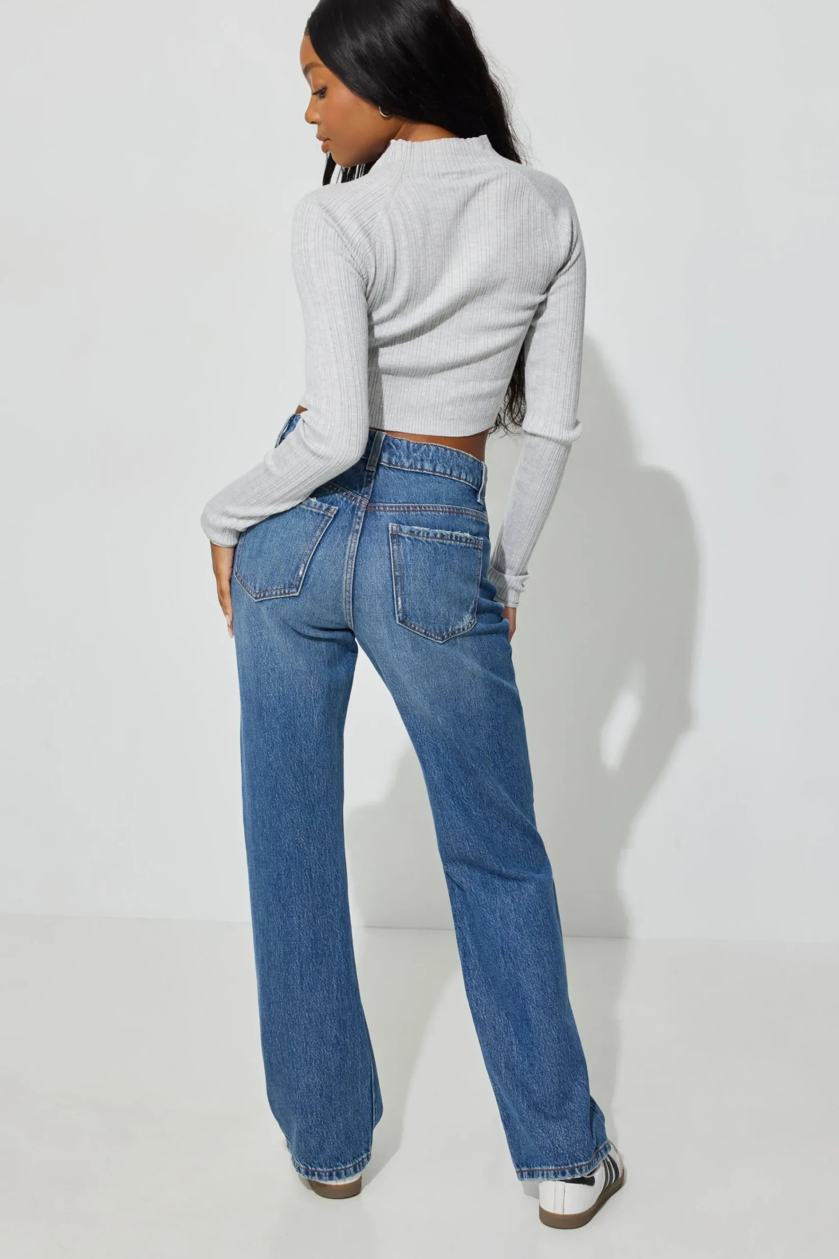 90S Straight Jean*Garage Clothing Store