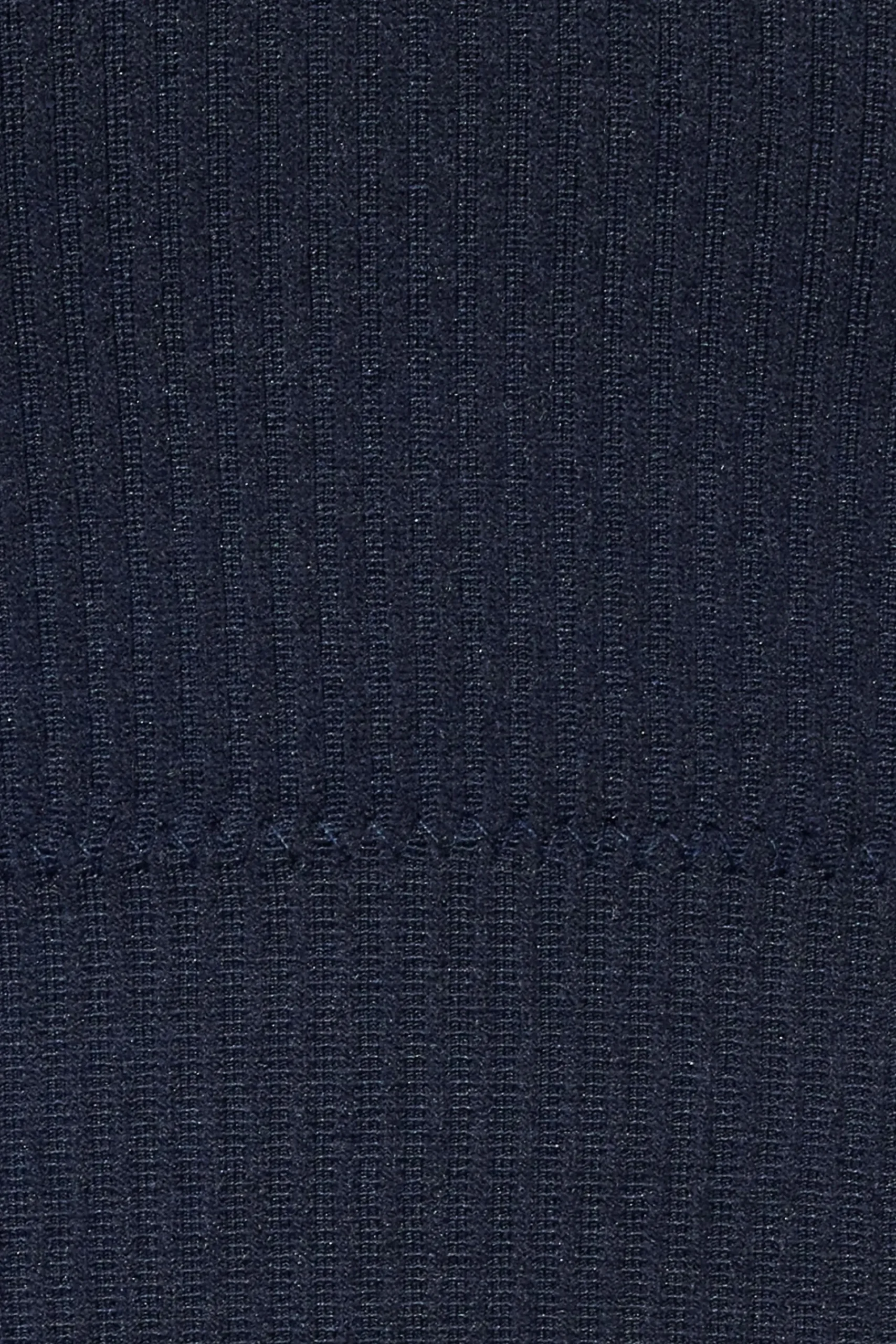 Sonia Seamless Plunge Tee*Garage Clothing Best