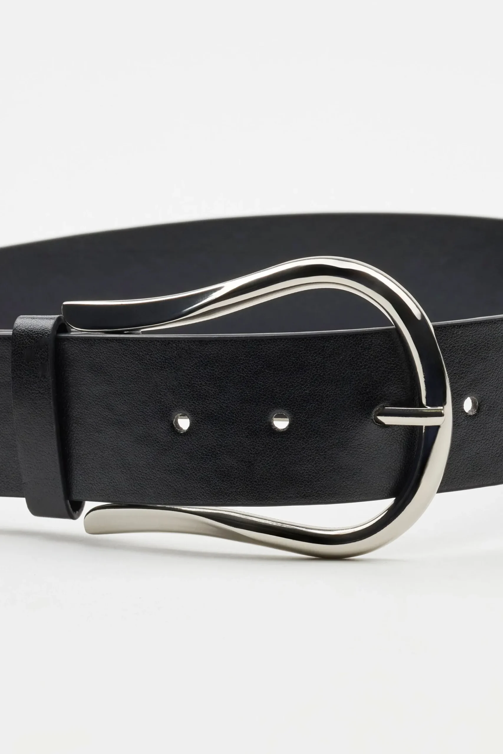 Wide Oval Waist Belt*Garage Clothing Sale